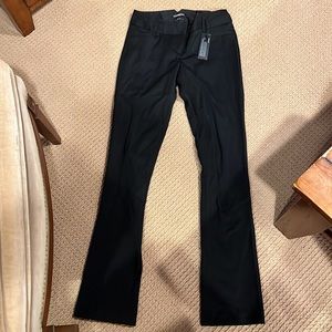Express columnist barely boot low rise size 00R black pants. Brand new w tags